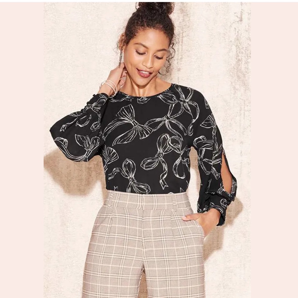 Maurices - Black & White Bow Print Blouse W/Split Long Sleeve